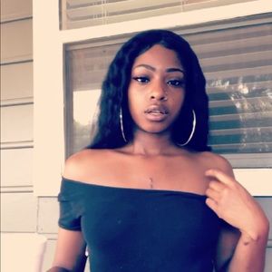 Meet your Posher, Imani